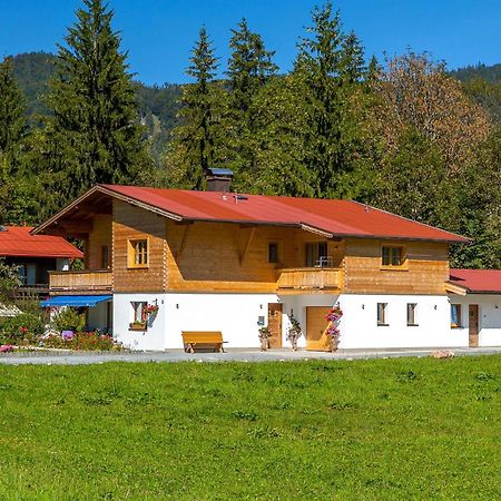 Ferienwohnungen van Hees Reit im Winkl Exterior foto